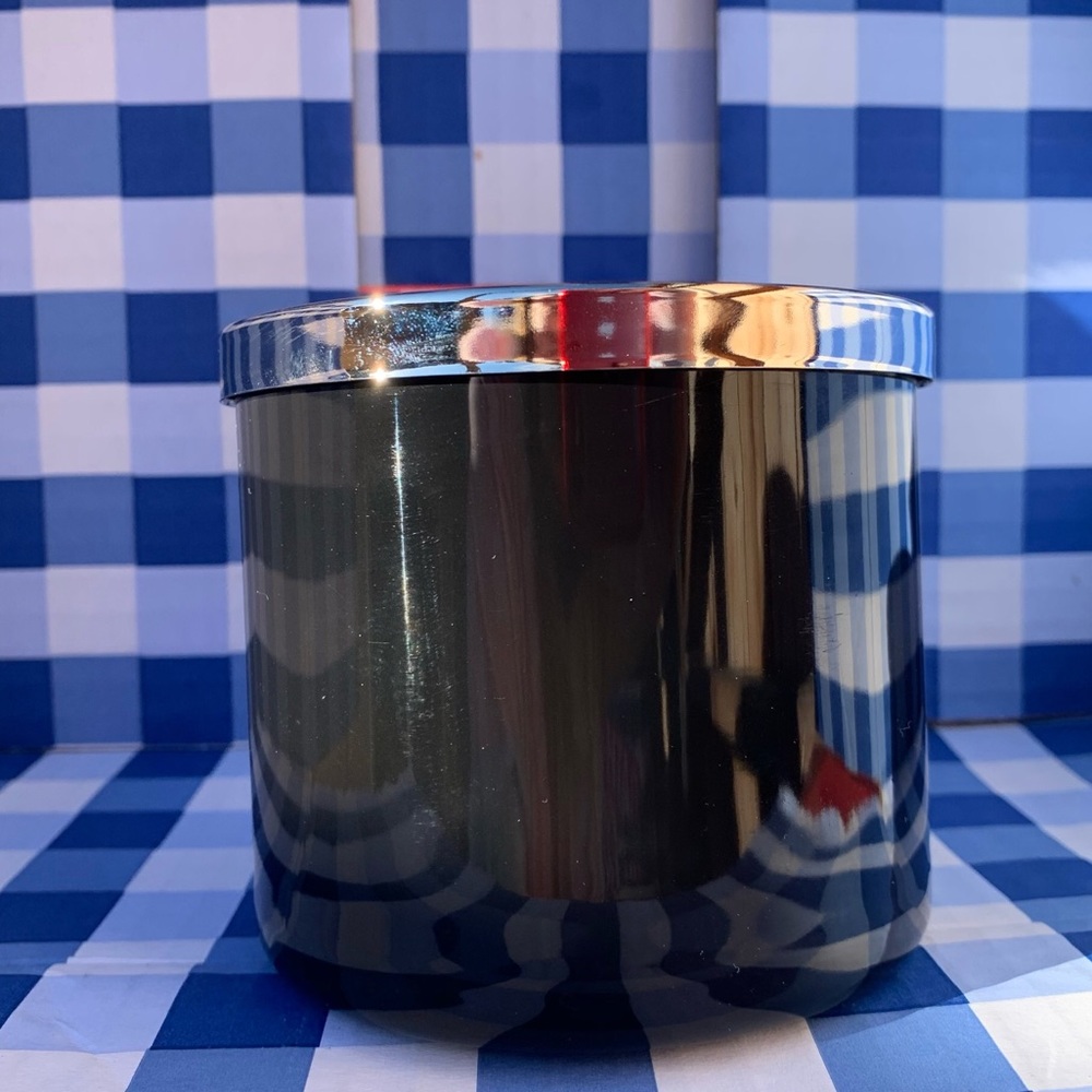 Mahogany Teakwood 3-Wick Bath & Body Works Candle - Picture 4 of 6